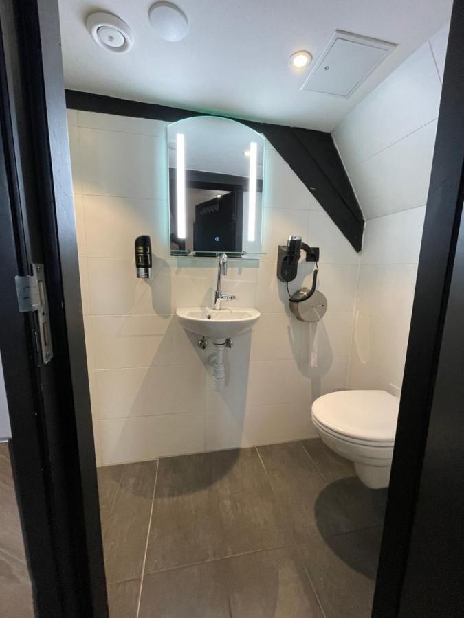 Dreibettzimmer